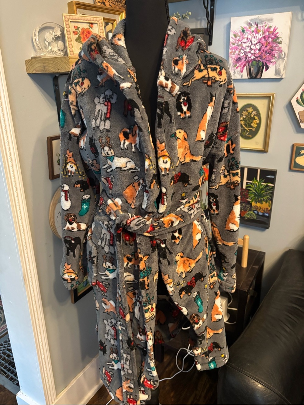 Vera Bradley S M womens bath robe dog theme holiday Christmas gray hooded